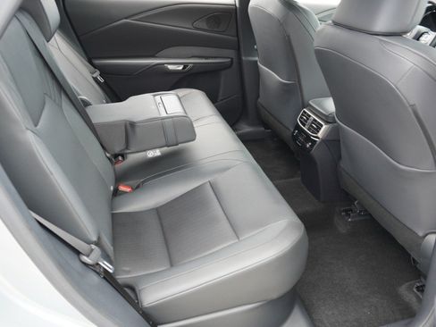 Certified 2025 Lexus RX 350 Premium w/ Accessory Package (Z1) FWD image 31