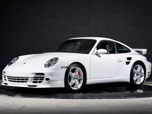 Used 2009 Porsche 911 Turbo AWD/4WD image 2