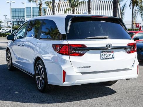 Used 2025 Honda Odyssey EX-L image 4