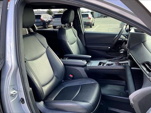 Used 2024 Toyota Sienna XLE Woodland Edition image 8