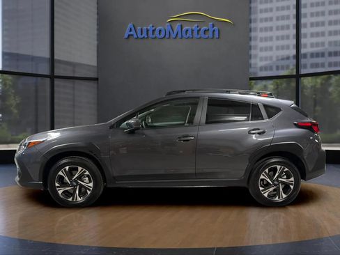 Used 2025 Subaru Crosstrek 2.5i Premium AWD/4WD image 6