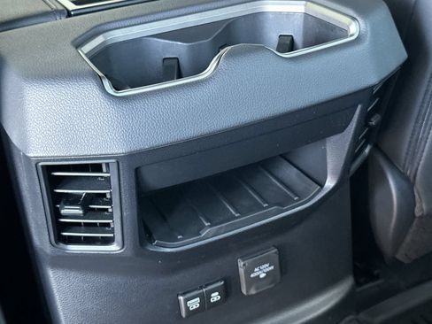 Used 2025 Toyota Tundra Limited AWD/4WD image 13