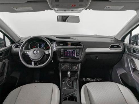 Used 2020 Volkswagen Tiguan S FWD image 27