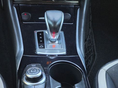 Used 2017 INFINITI QX30 Sport image 14