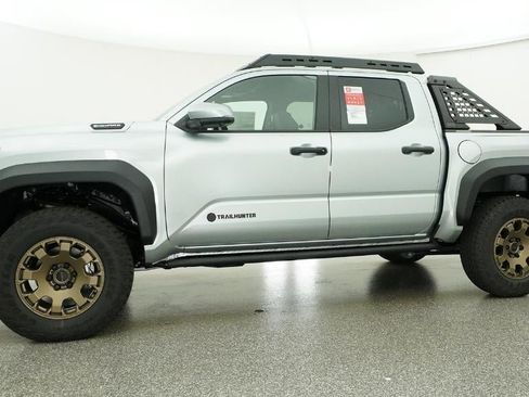 New 2026 Toyota Tacoma 4x4 Double Cab Hybrid image 18