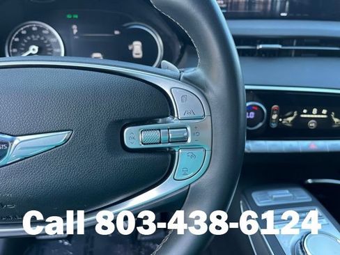 Used 2022 Genesis GV70 2.5T w/ Select Package AWD/4WD image 21