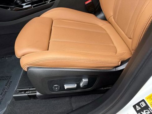 Used 2022 BMW X3 xDrive30i w/ M Sport Package 2 AWD/4WD image 20