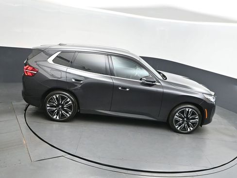 Used 2025 BMW X3 xDrive30i w/ Premium Package image 35