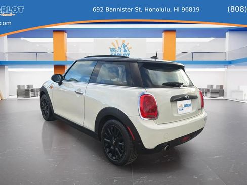 Used 2017 MINI Cooper 2-Door Hardtop FWD image 13