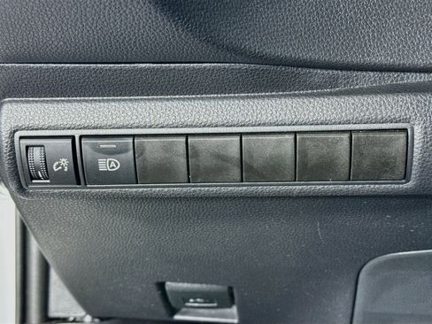 Certified 2025 Toyota Corolla LE FWD image 10