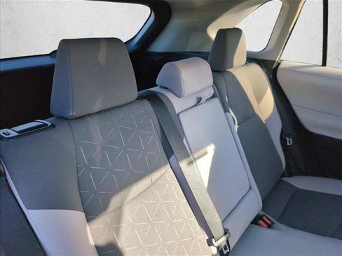 Used 2020 Toyota RAV4 XLE image 23