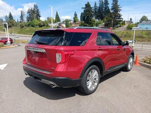 Used 2021 Ford Explorer Limited w/ Hybrid Equipment Group 310A AWD/4WD image 3