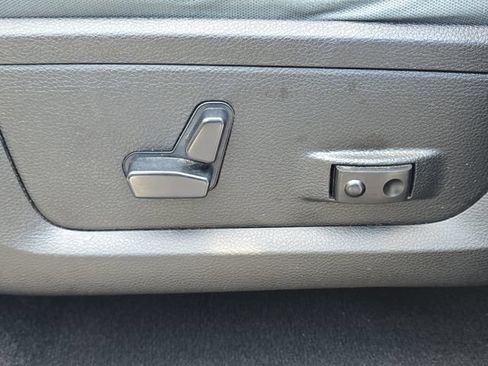 Used 2019 RAM 1500 Big Horn AWD/4WD image 27
