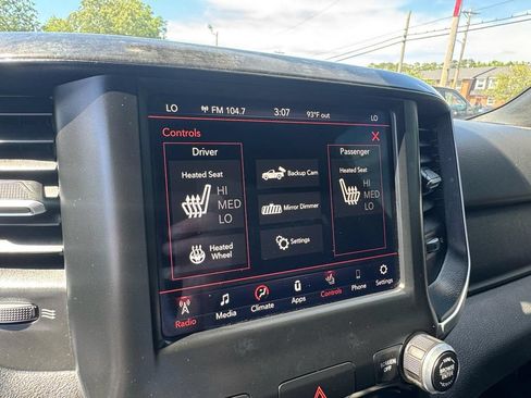 Used 2020 RAM 1500 Big Horn AWD/4WD image 30