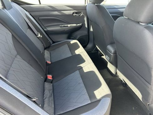 Used 2025 Nissan Versa SV w/ Trunk Package image 11