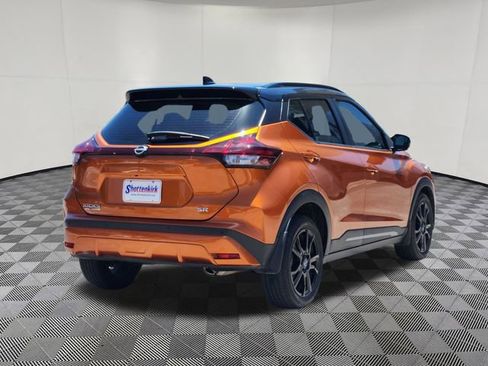 Used 2024 Nissan Kicks SR w/ SR Premium Package FWD image 4