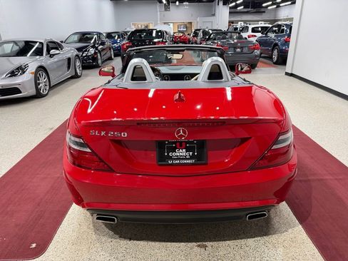Used 2012 Mercedes-Benz SLK 250 image 15