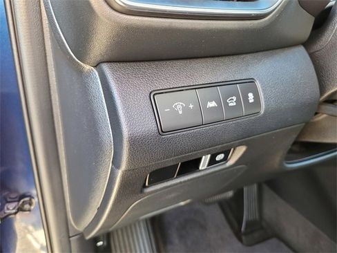 Used 2023 Hyundai Santa Fe SEL w/ Cargo Package image 18