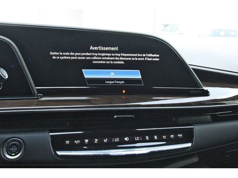Certified 2024 Cadillac Escalade Sport Platinum w/ LPO, ONYX Package AWD/4WD image 22