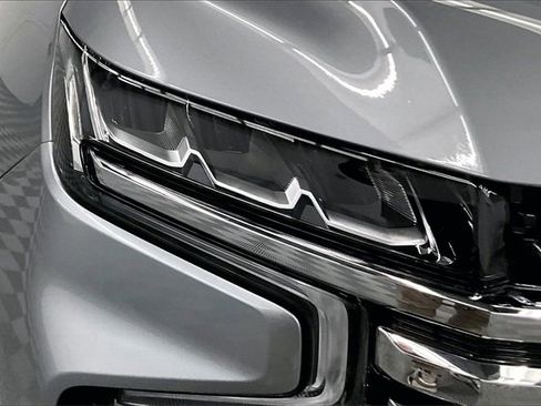 Used 2024 Chevrolet Tahoe LT image 32