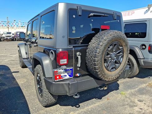 Used 2018 Jeep Wrangler Unlimited Sport S AWD/4WD image 6