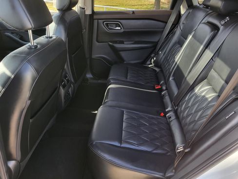 Certified 2021 Nissan Rogue Platinum image 20