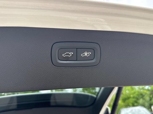 Used 2020 Volvo XC90 T8 Inscription w/ Protection Package Premier AWD/4WD image 6