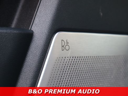 Used 2021 Ford F150 Lariat w/ Equipment Group 502A High AWD/4WD image 22
