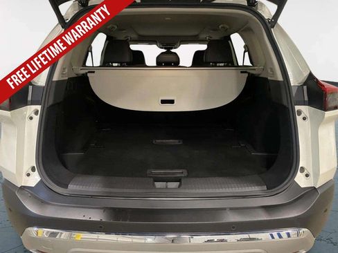 Used 2023 Nissan Rogue Platinum AWD/4WD image 33