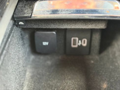 Used 2022 Lincoln Corsair AWD w/ Premium Package image 31