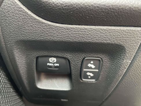 Certified 2025 RAM 1500 Big Horn AWD/4WD image 30