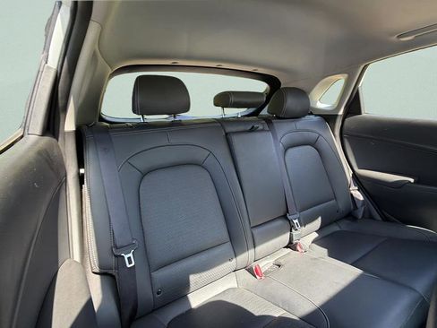 Used 2020 Hyundai Kona Limited AWD/4WD image 29