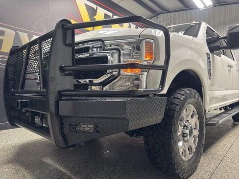 Used 2022 Ford F250 Lariat w/ Lariat Ultimate Package image 2