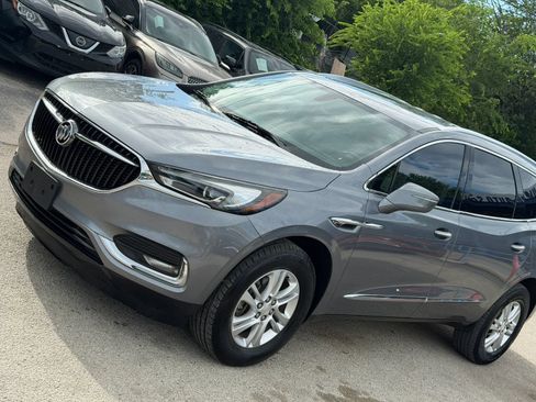 Used 2019 Buick Enclave Essence FWD image 5