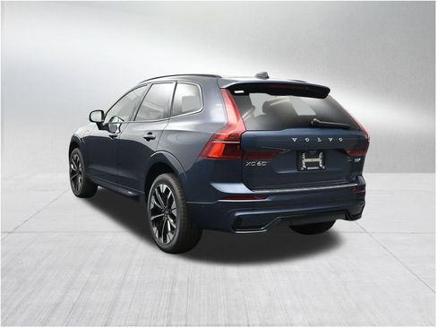 New 2026 Volvo XC60 T8 Plus w/ Protection Package Premier AWD/4WD image 3