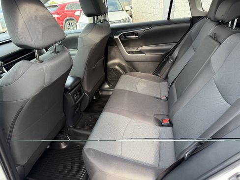 Used 2025 Toyota RAV4 XLE w/ Convenience Package AWD/4WD image 25
