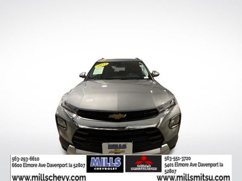 Used 2023 Chevrolet TrailBlazer LT w/ Convenience Package AWD/4WD image 2