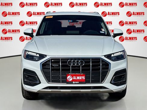 Used 2021 Audi Q5 2.0T Premium w/ Convenience Package image 2