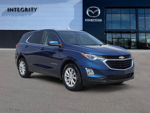 Used 2021 Chevrolet Equinox LT FWD image 2