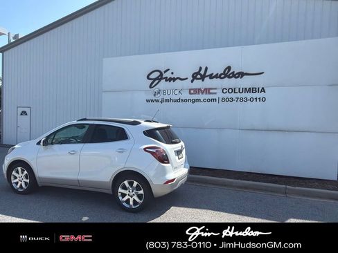 Used 2017 Buick Encore Premium w/ Experience Buick Package FWD image 2