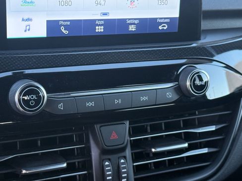 Used 2023 Ford Escape ST-Line image 23