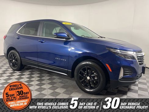 Certified 2022 Chevrolet Equinox LT image 2