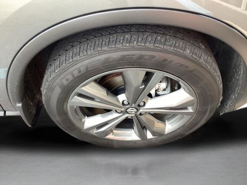 Used 2022 Nissan Murano Platinum w/ Cargo Package image 25