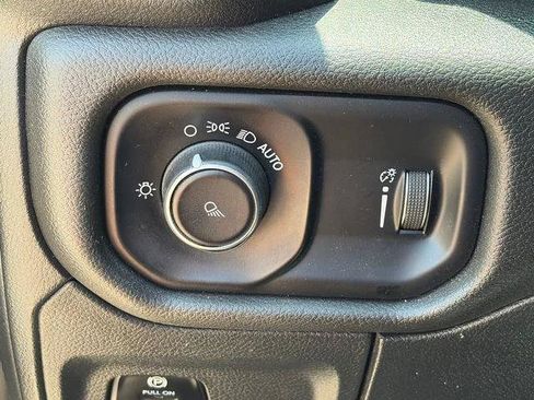 Certified 2024 RAM 1500 Tradesman AWD/4WD image 17
