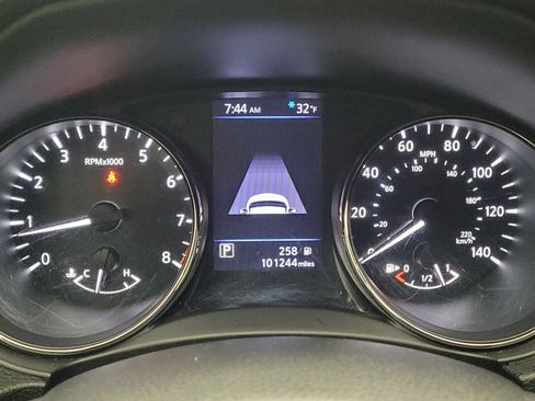 Used 2018 Nissan Rogue SL w/ Premium Package image 23