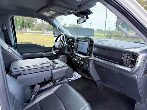 Used 2021 Ford F150 Lariat w/ Trailer Tow Package image 24