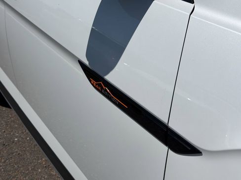 New 2026 Volkswagen Atlas Peak Edition AWD/4WD image 7