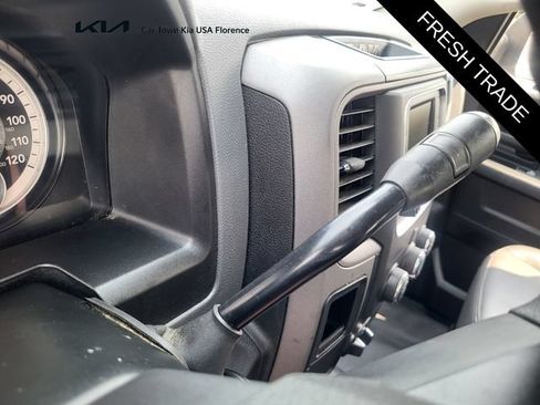 Used 2018 RAM 2500 Tradesman w/ Chrome Appearance Group RWD image 21