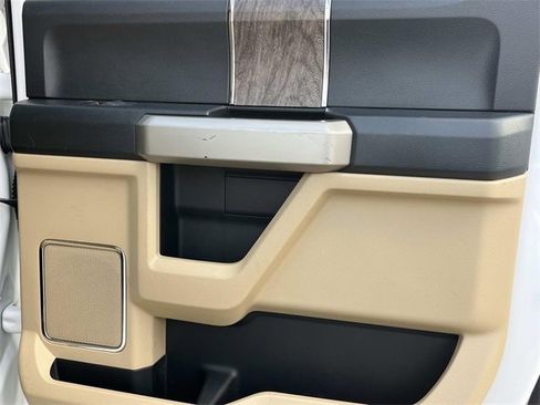 Used 2017 Ford F250 Lariat w/ Lariat Ultimate Package image 22