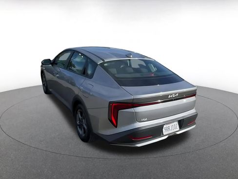 Used 2025 Kia K4 LXS image 10